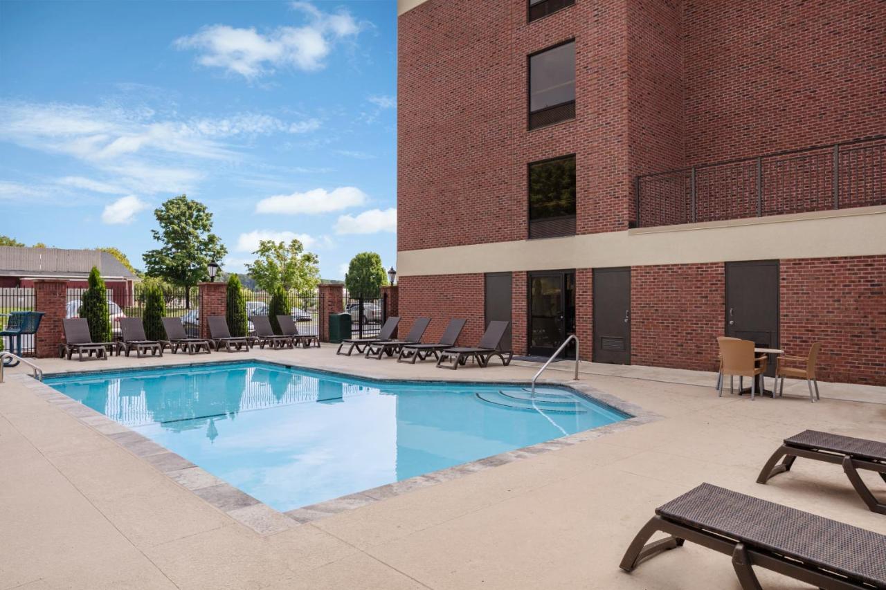 Comfort Suites Outlet Center Asheville Luaran gambar