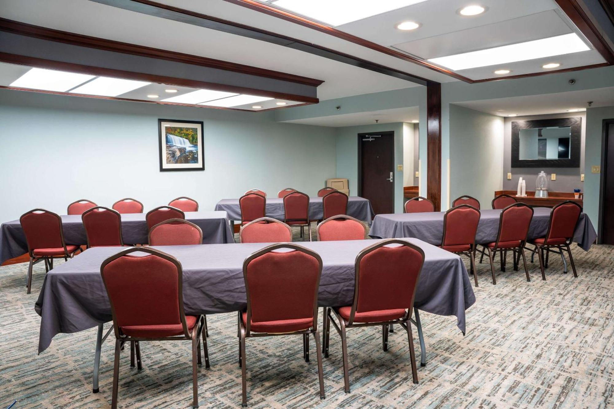 Comfort Suites Outlet Center Asheville Luaran gambar