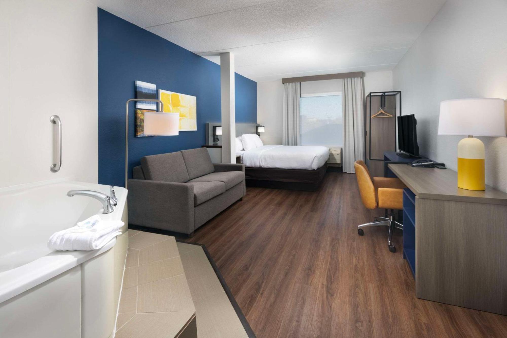 Comfort Suites Outlet Center Asheville Luaran gambar