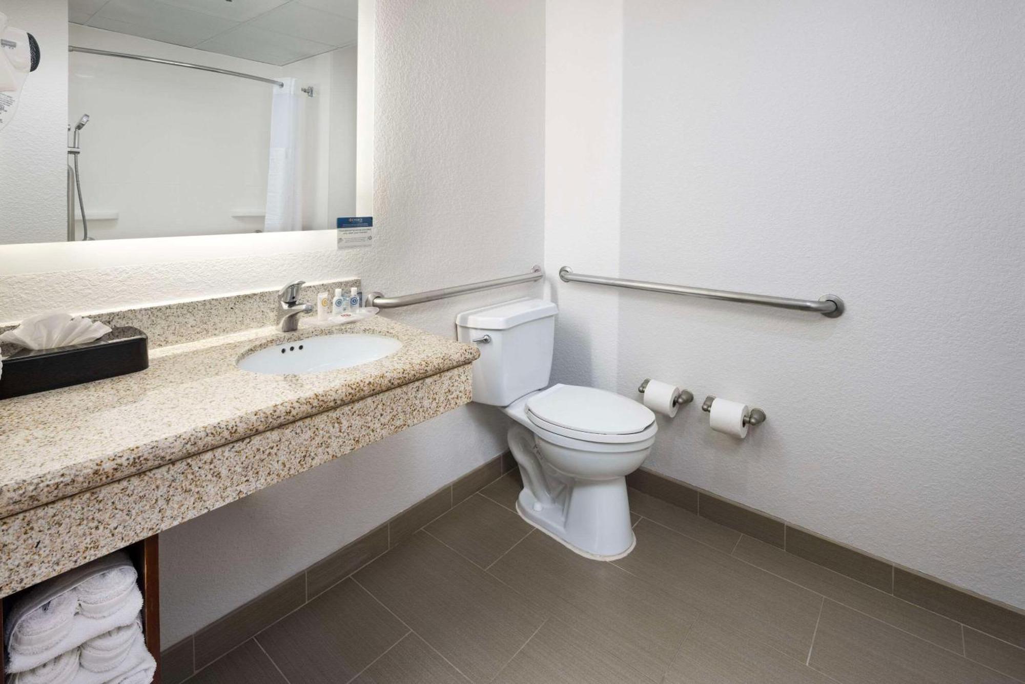 Comfort Suites Outlet Center Asheville Luaran gambar